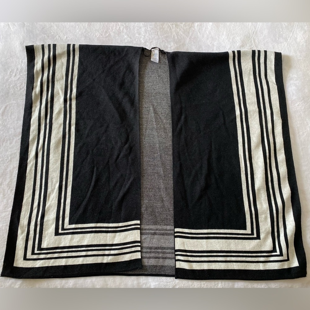 Time‎ And Tru Women’s Wrap, One Size Shawl